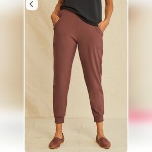 NWOT•Amour Vert Fleece Joggers (M)